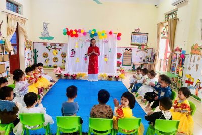 🎼🎸🎤Dạy hát “Cháu yêu bà”. Trò chơi âm nhạc “Ai nhanh nhất” 🪇🥁🎸