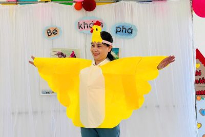 🐔 Hoạt động khám phá khoa học – Tìm hiểu về con gà trống của các bé lớp 4 Tuổi A 🐔